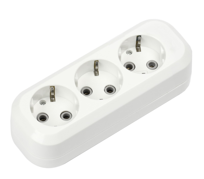 Колодка розеточная SMARTBUY 3 гнезда 16А/3,5кВт c заземлением (SBE-16-3-00-Z) (1/100)