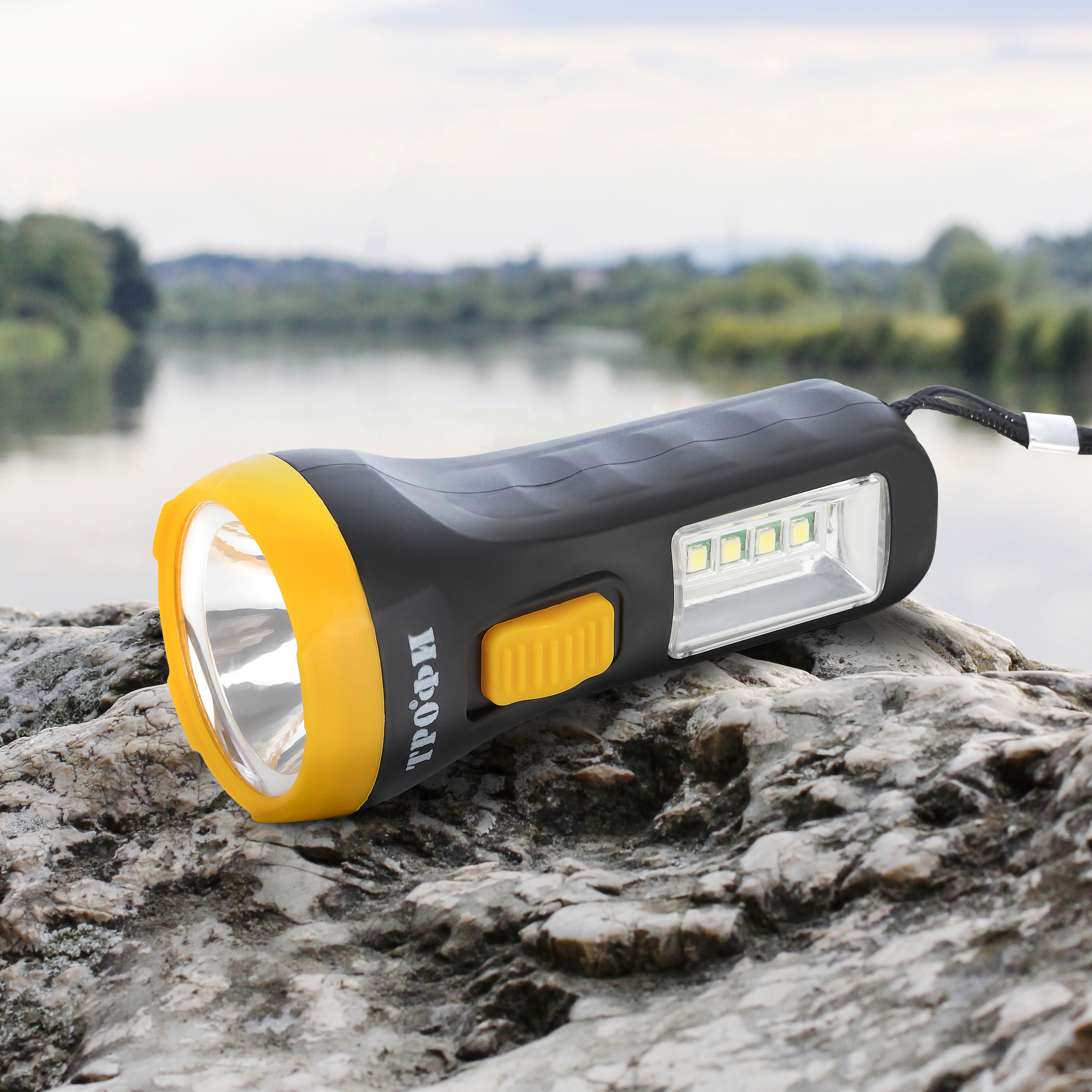Фонарь ТРОФИ UB-101 универсальный на батарейках 1Вт 1 SMD+4 LED боковая подсветка 1хAA IP20 2 режима