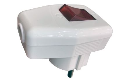 Вилка угловая ECOLA base с выключателем Белая с заземлением 16А 250V (12/240)