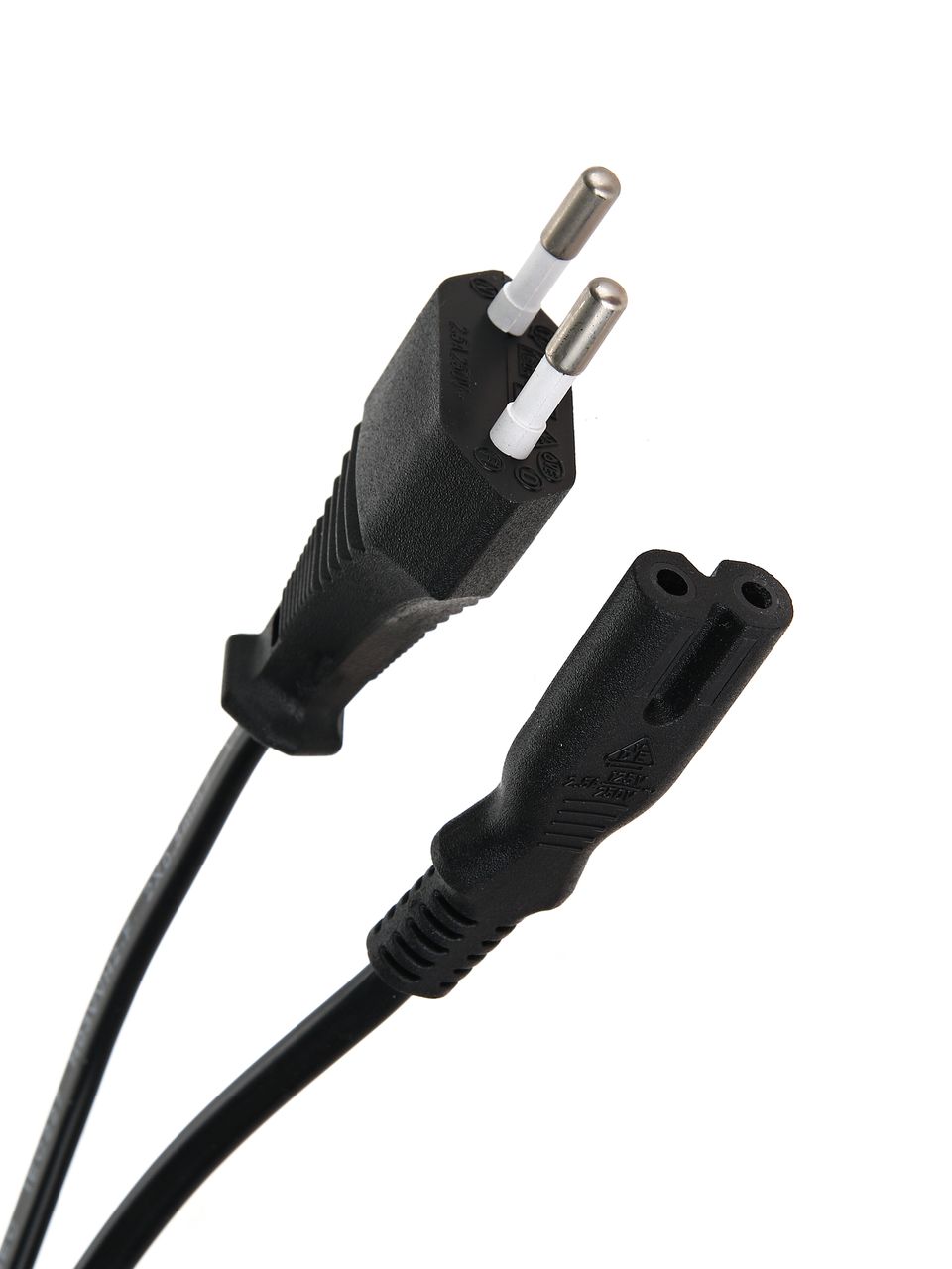 Кабель для аудио-видео техники IEC-320-C7 -- розетка EU, 2-pin <VDE>, VCOM <CE023-CU0.5-1.8>, 1,8m (